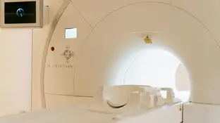 Máquina de resonancia magnética. Máquina de resonancia magnética.