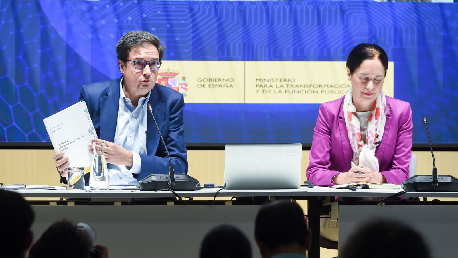 El gobierno cambiará el acceso a las oposiciones con un máster obligatorio de dos años y un examen final