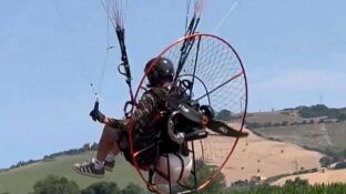 El &uacute;ltimo vuelo de Felix Baumgartner