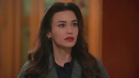 Esta noche, en Renacer: Evren se sacrifica por Bahar y Rengin cambia el rumbo de todo Esta noche, en Renacer: Evren se sacrifica por Bahar y Rengin cambia el rumbo de todo
