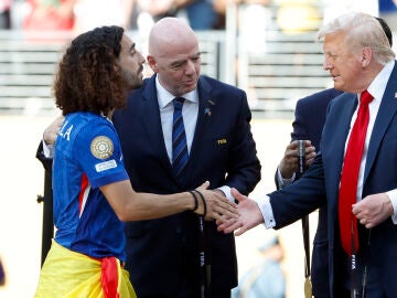 Marc Cucurella y Donald Trump Marc Cucurella y Donald Trump