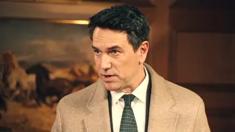 Capítulo 355 de Sueños de libertad; 22 de julio: Gabriel vuelve a colgarse la medalla tras encontrar la solución para producir la fragancia de aniversario Capítulo 355 de Sueños de libertad; 22 de julio: Gabriel vuelve a colgarse la medalla tras encontrar la solución para producir la fragancia de aniversario
