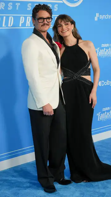Pedro Pascal con su hermana Lux en la premiere de Los 4 Fantásticos: Primeros Pasos Pedro Pascal con su hermana Lux en la premiere de Los 4 Fantásticos: Primeros Pasos