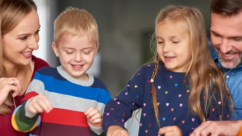 Niños jugando Niños jugando
