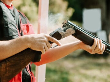 Mata a su hijo con una escopeta fabricada con tutoriales de YouTube e instala una bomba casera en su propio hogar, en Seúl