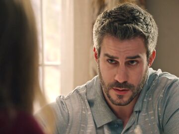 Andr&eacute;s, desesperado, le hace a Bego&ntilde;a una inesperada pregunta: &ldquo;&iquest;A&uacute;n me sigues queriendo?&rdquo; 