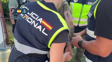 Detienen al 'fugitivo de los tatuajes' en Madrid, uno de los 10 más buscados en España