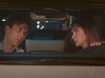 &ldquo;Ya no me quiere&rdquo;: &Aacute;lvaro acude a Patricia, hundido y borracho tras su ruptura con Amanda