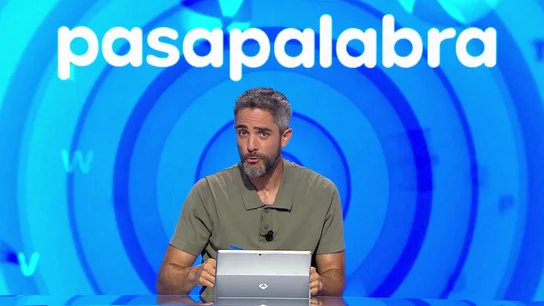 El reproche de Roberto Leal a Manu y a Rosa: “Con el presentador no hay ni un detalle” El reproche de Roberto Leal a Manu y a Rosa: “Con el presentador no hay ni un detalle”