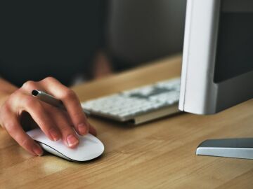 La desconexión del trabajo está suspensa en España: Madrid, Galicia y Comunidad Valencia lideran el ránking de los que menos desconectan