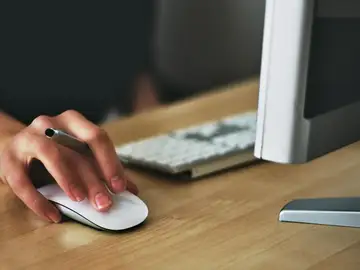 La desconexión del trabajo está suspensa en España: Madrid, Galicia y Comunidad Valencia lideran el ránking de los que menos desconectan La desconexión del trabajo está suspensa en España: Madrid, Galicia y Comunidad Valencia lideran el ránking de los que menos desconectan
