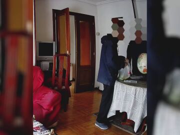 Detenidos dos hombres en Navarra por estafar a ancianos en el método del "falso revisor de la luz"