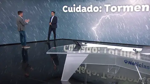 Cesar Gónzalo advierte de las tormentas que llegan a la península este jueves Cesar Gónzalo advierte de las tormentas que llegan a la península este jueves