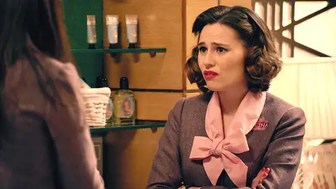 Las chicas de la tienda aconsejan a Claudia que se aleje de Raúl: “No queremos verte llorando por los rincones” Las chicas de la tienda aconsejan a Claudia que se aleje de Raúl: “No queremos verte llorando por los rincones”