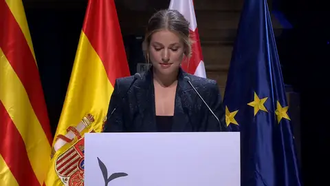 Más espejo habla de la Familia Real tras los Premios Princesa de Girona Más espejo habla de la Familia Real tras los Premios Princesa de Girona