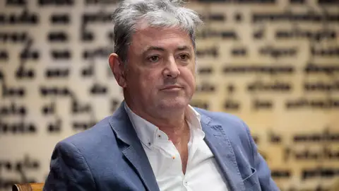 Antxon Alonso, empresario investigado en la trama Cerdán El socio de Servinabar 200, Joseba Antxon Alonso Egurrola, durante una comparecencia en la Comisión de Investigación sobre el ‘caso Koldo’, en el Senado, a 22 de julio de 2025, en Madrid (España). La comisión de investigación sobre el 'caso Koldo' en el Senado continúa hoy con las comparecencias de Joseba Antxón Alonso, administrador único de Servinabar e investigado por el Tribunal Supremo por su presunta implicación en la trama, y Vicente Fernández, expresidente de la Sociedad Estatal de P...