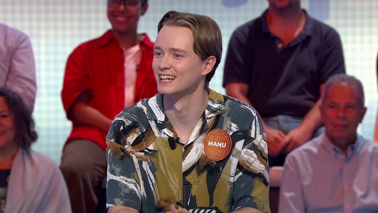 Roberto Leal se rinde al look veraniego de Manu en Pasapalabra: “Te has puesto tropical” Roberto Leal se rinde al look veraniego de Manu en Pasapalabra: “Te has puesto tropical”