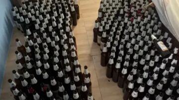 Los botellines del hombre que ha muerto a los 44 años tras pasar un mes alimentándose solo de cerveza
