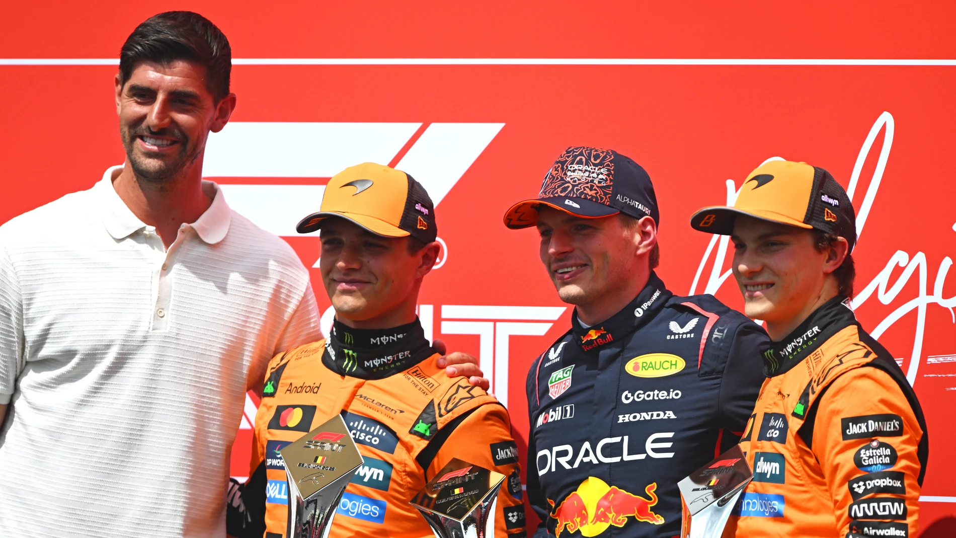 Verstappen junto a Piastri y Norris Verstappen junto a Piastri y Norris