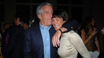 Maswell y Epstein en una foto de archivo