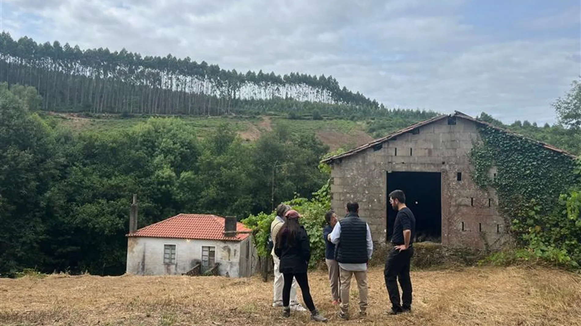 Imagen de los jóvenes en la aldea Imagen de los jóvenes en la aldea