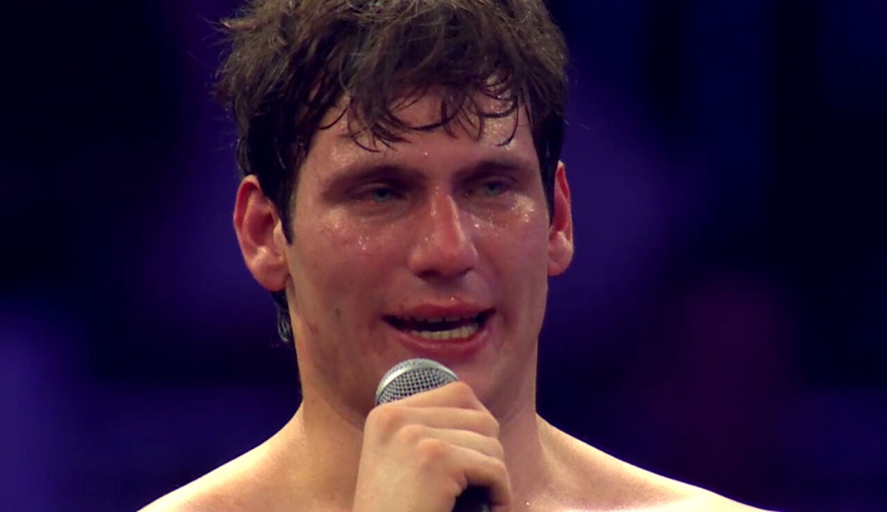 Gaspi llorando tras su combate en La Velada V
