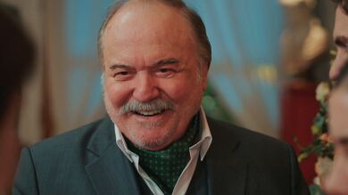 “El amor no se planea, se dedica”: Halis bendice el futuro de Suna y Kaya con un precioso discurso en la pedida de mano 