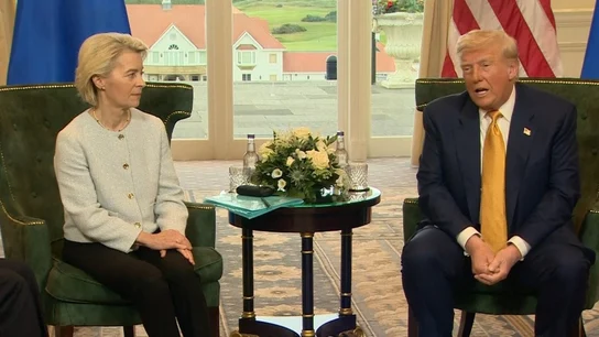 AMP.Trump y Von der Leyen coinciden en que el acuerdo está "al 50 a 50" antes de su crucial reunión en Escocia AMP.Trump y Von der Leyen coinciden en que el acuerdo está "al 50 a 50" antes de su crucial reunión en Escocia
