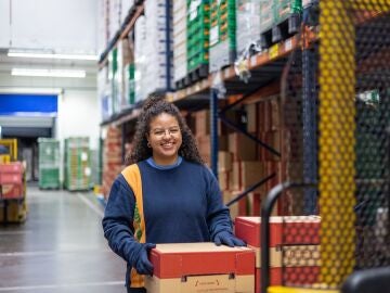 Trabajador Mercadona bloque logístico. 