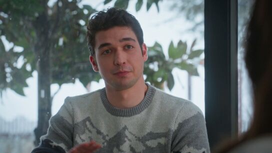 Uras estalla ante Efsun por criticar a Bahar y la pone en su sitio: "No permito que hables as&iacute; de mi madre"
