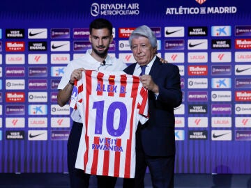 El Atlético de Madrid hereda el 10 de Ángel Correa