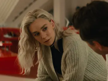 Vanessa Kirby como Sue Storm en Los Cuatro Fantásticos Vanessa Kirby como Sue Storm en Los Cuatro Fantásticos