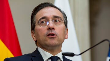 Ministro Albares