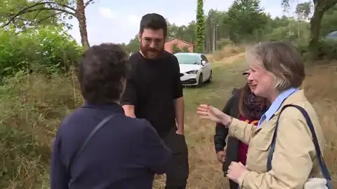 La gente joven compra aldeas abandonadas en Galicia: muchos hacen proyectos y otros compran para huir de la ciudad La gente joven compra aldeas abandonadas en Galicia: muchos hacen proyectos y otros compran para huir de la ciudad