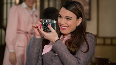 La nueva faceta de Fina Valero, la fotógrafa oficial de Perfumerías de la Reina en Sueños de libertad