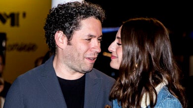 María Valverde, el mayor apoyo de Gustavo Dudamel: sus imágenes juntos cerrando la temporada en el teatro