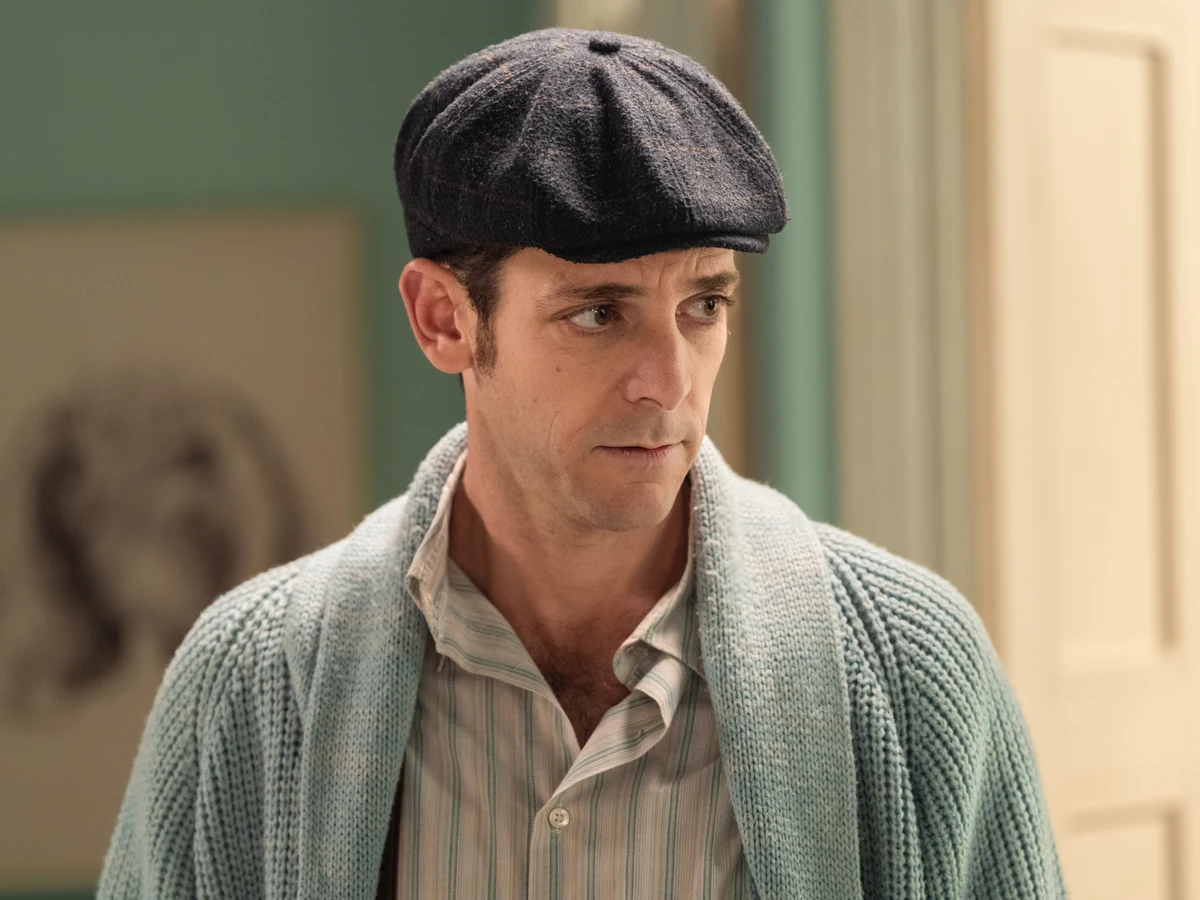 Avance semanal de Sueños de libertad: Gabriel, a punto de ser descubierto  por Andrés