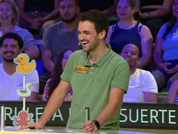 Alberto, concursante de La ruleta de la suerte, busca un novio para su hermana Alberto, concursante de La ruleta de la suerte, busca un novio para su hermana