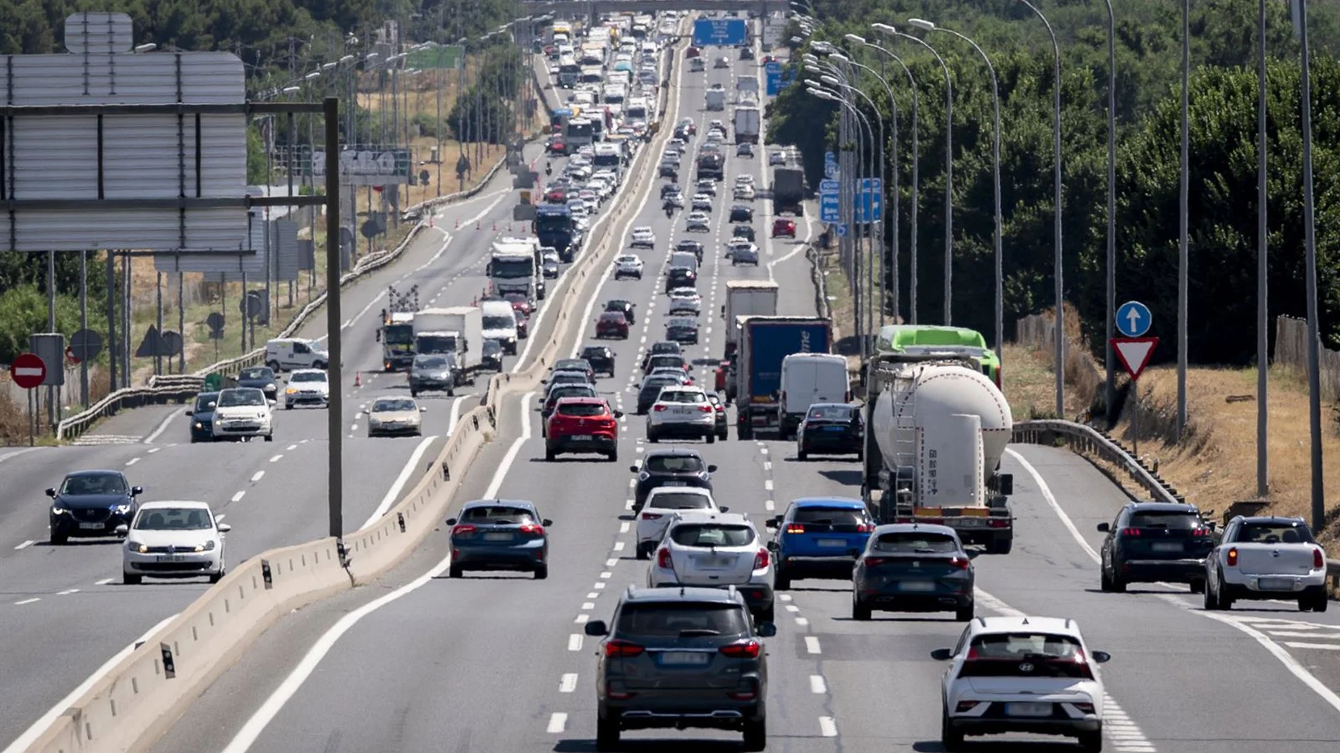 Carreteras llenas y controles de Tráfico Carreteras llenas y controles de Tráfico