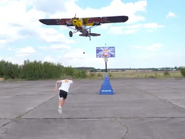 Piotr Grabowski y el primer mate con una asistencia desde el aire Piotr Grabowski y el primer mate con una asistencia desde el aire