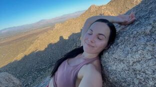 Muere la influencer Hannah Moody por "exposici&oacute;n al calor ambiental"