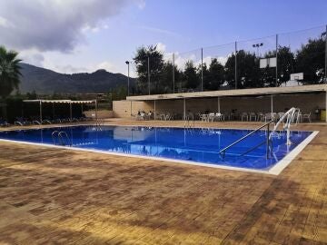 Valencia.- Vallés actuará "con la máxima contundencia" tras hallarse una cámara en el vestuario de mujeres de la piscina