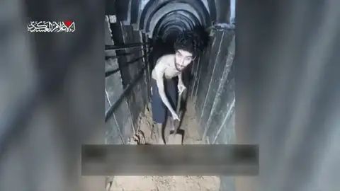 CAVA SU PROPIA TUMBA CAVA SU PROPIA TUMBA