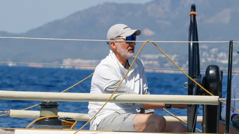 Flipe VI durante las regatas de la Copa del Rey de vela Flipe VI durante las regatas de la Copa del Rey de vela