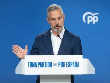 El PP condena la "irresponsabilidad" del Gobierno de conceder a Huawei la gestión de las escuchas policiales El PP condena la "irresponsabilidad" del Gobierno de conceder a Huawei la gestión de las escuchas policiales