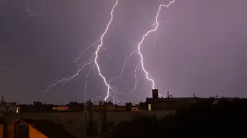 Imagen de archivo de un rayo Imagen de archivo de un rayo