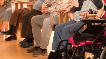 Ancianos en una residencia