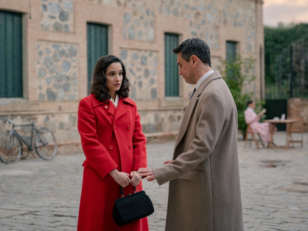 Avance semanal de Sueños de libertad: Begoña desvela su pasado a Gabriel...¡y pasa su primera noche con él!