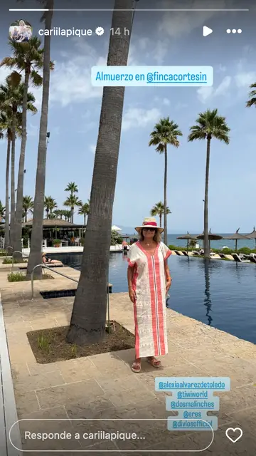 Cari Lapique de vacaciones en Estepona Cari Lapique de vacaciones en Estepona