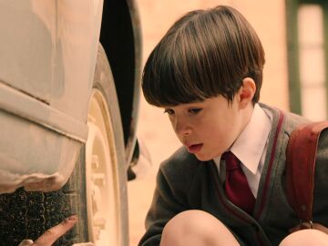 Un morat&oacute;n en el brazo de Teo hace saltar las alarmas en Ra&uacute;l, &iquest;qu&eacute; est&aacute; ocultando?